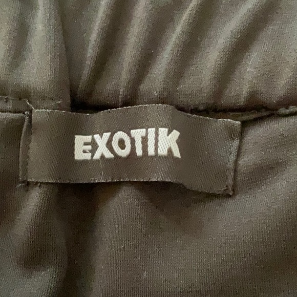 Exotik high/low peplum top, size has been removed,would best fit size 36C bust - Picture 6 of 6